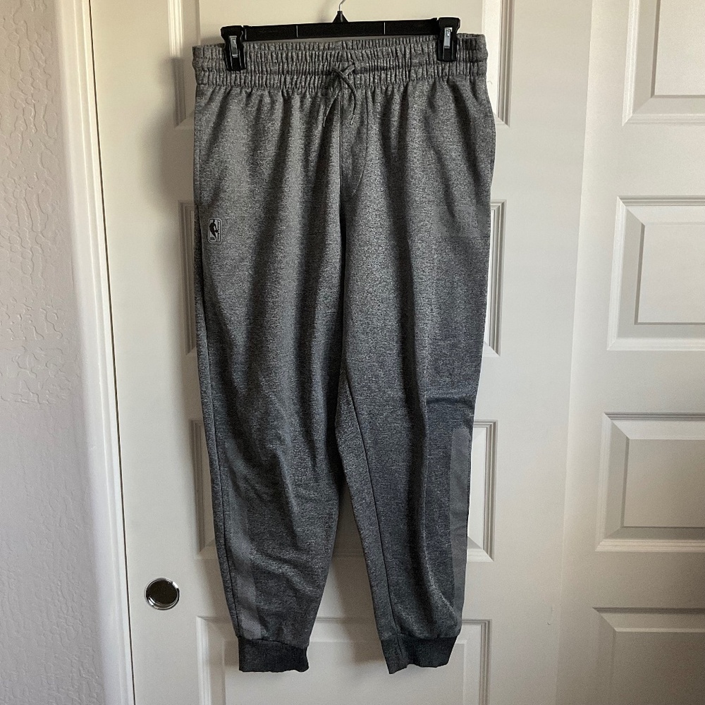 Men’s NBA Grey Fleece Lined Joggers‎ - Size XL